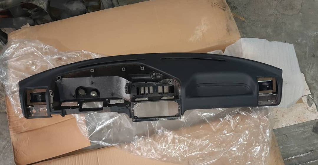 Tableau de bord Peugeot 205 Phase 2 – Origine Peugeot