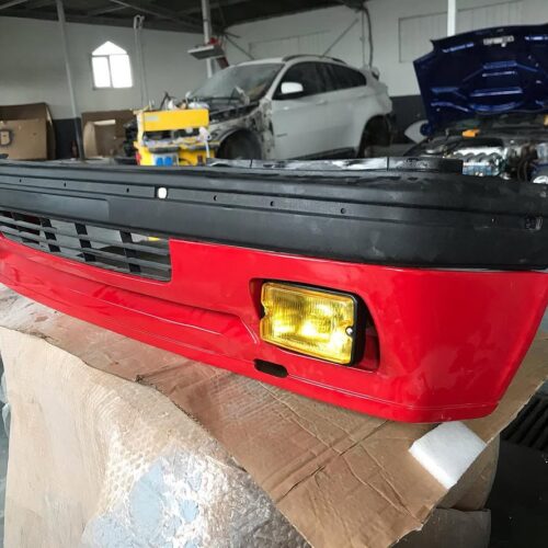 Pare-chocs avant complet Peugeot 205 GTI Phase 2 avec antibrouillards jaunes – Restauré